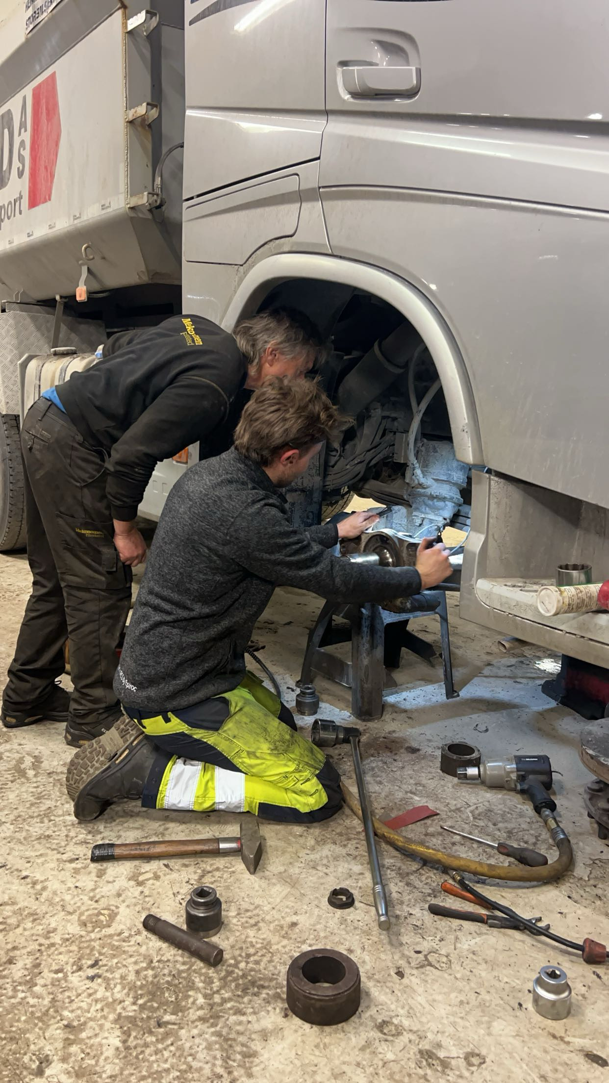 Bremsejobb p&aring; lastebil